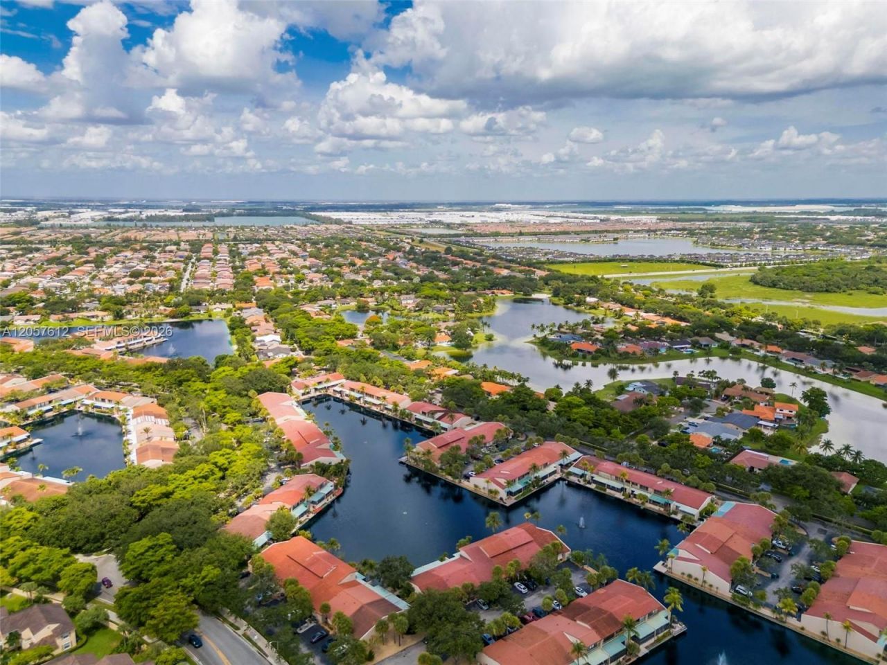 8350 Dundee Ter , Miami Lakes, FL 33016 Photo