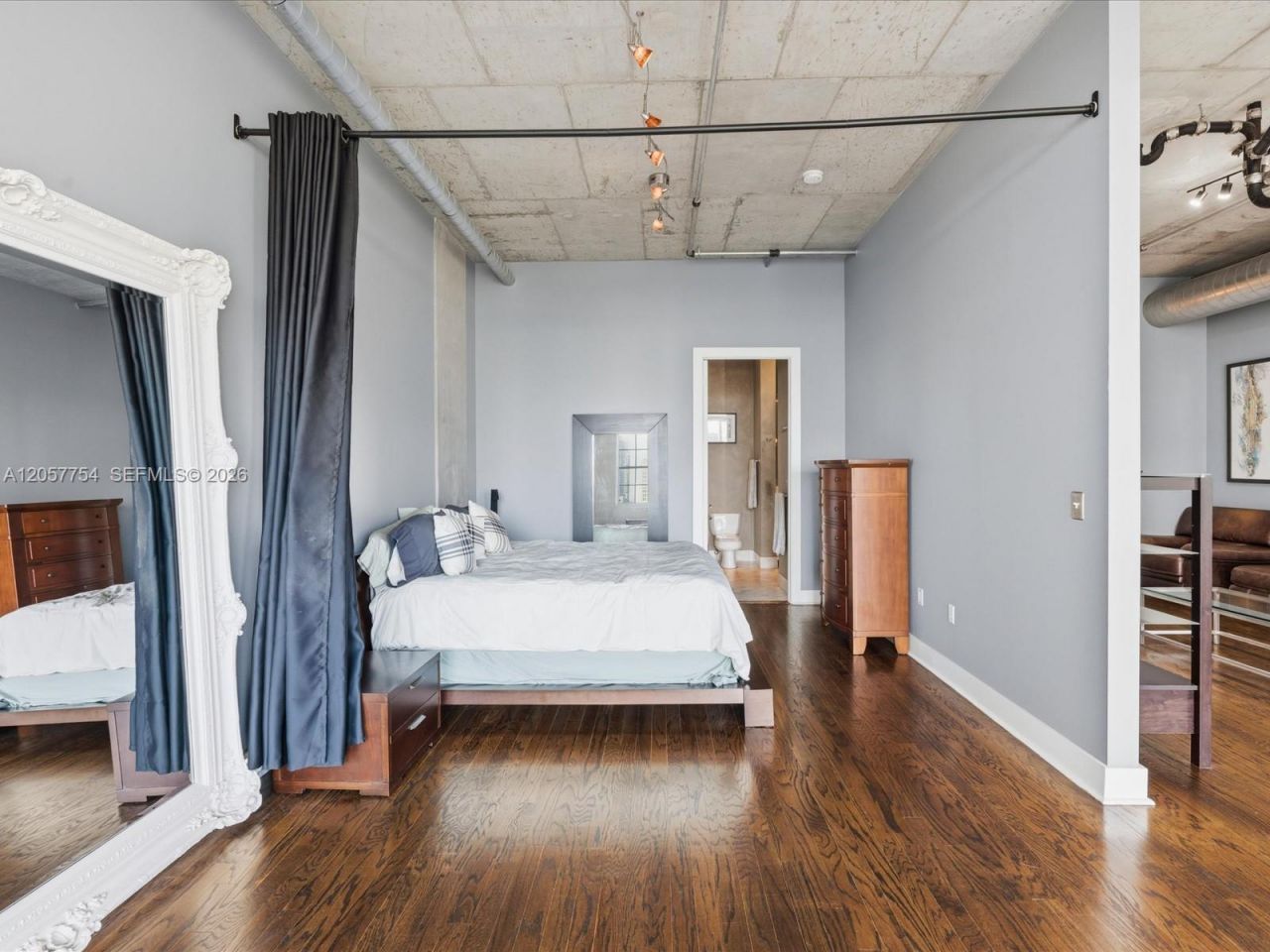 410 NW 1st Ave, Unit 604, Fort Lauderdale, FL 33301 Photo