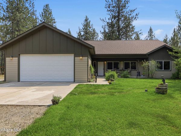 3106 E Obadiah Ct , Athol, ID 83801