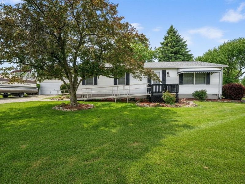 550 S Tiffin Street, Port Clinton, OH 43452 Photo 26