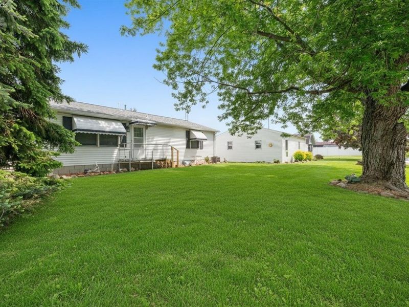 550 S Tiffin Street, Port Clinton, OH 43452 Photo 33