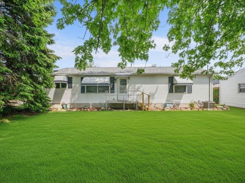 550 S Tiffin Street, Port Clinton, OH 43452 Photo 34