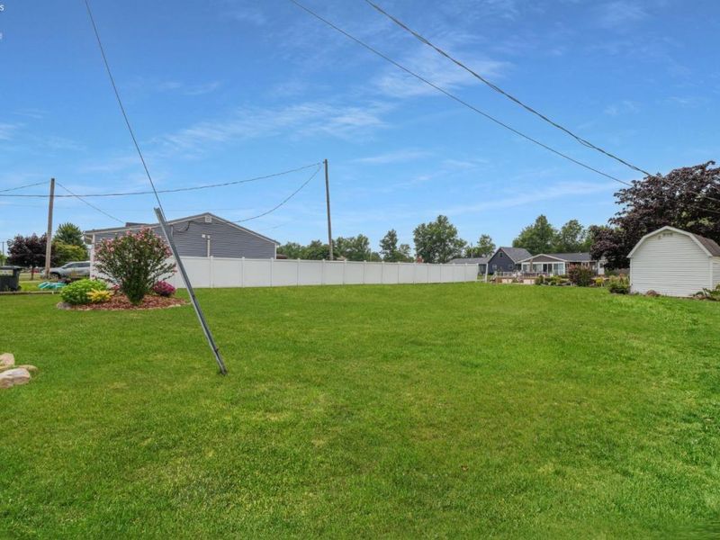 550 S Tiffin Street, Port Clinton, OH 43452 Photo 12