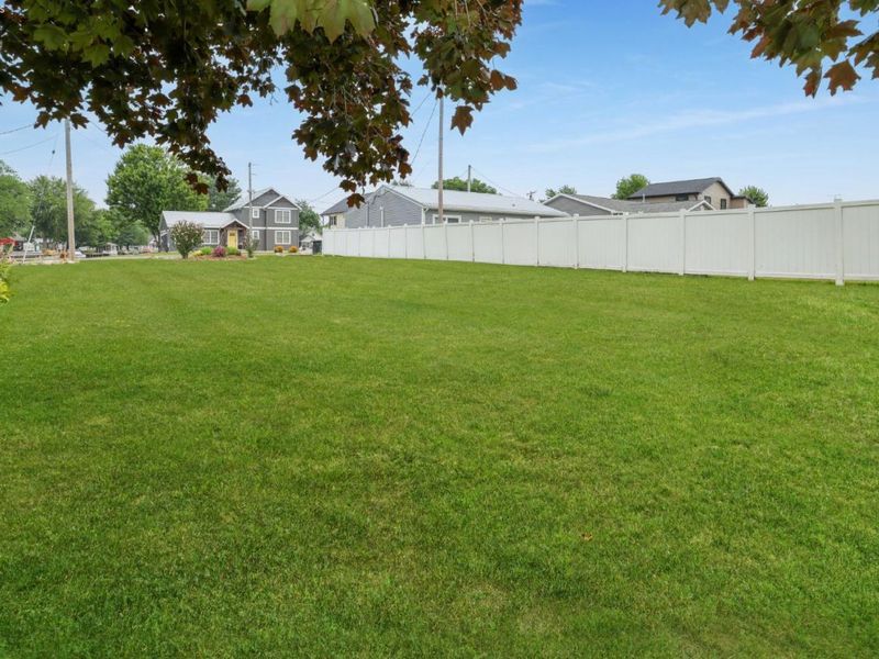 550 S Tiffin Street, Port Clinton, OH 43452 Photo 13