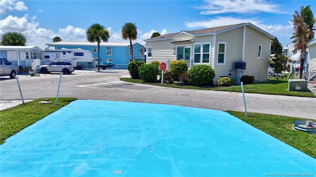 529 Nettles Boulevard, Jensen Beach, FL 34957 Photo