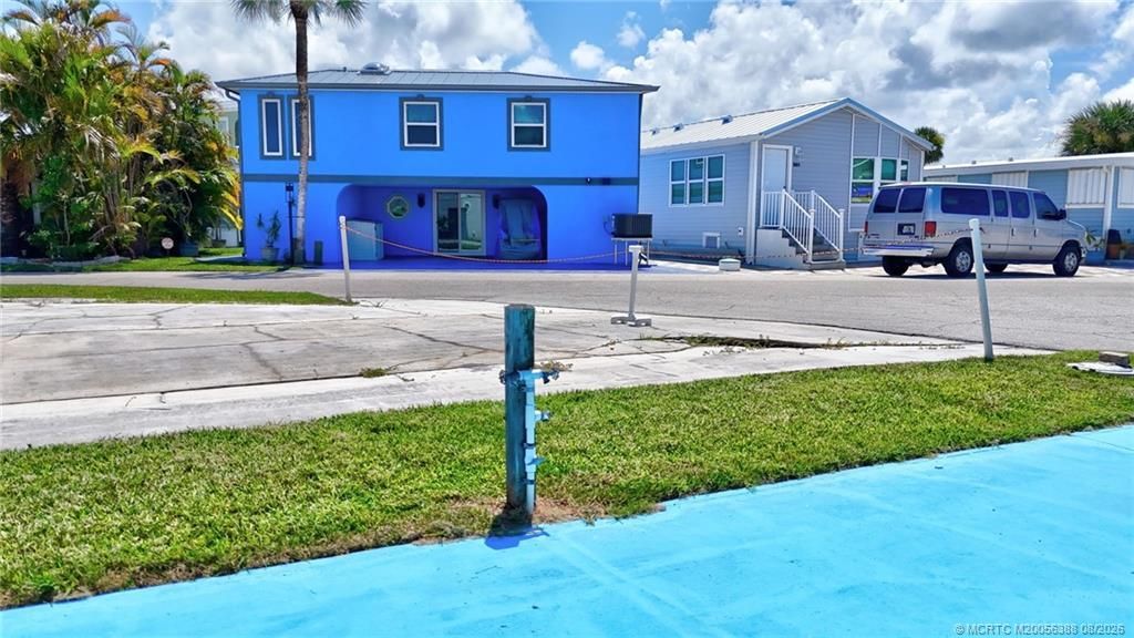 529 Nettles Boulevard, Jensen Beach, FL 34957 Photo