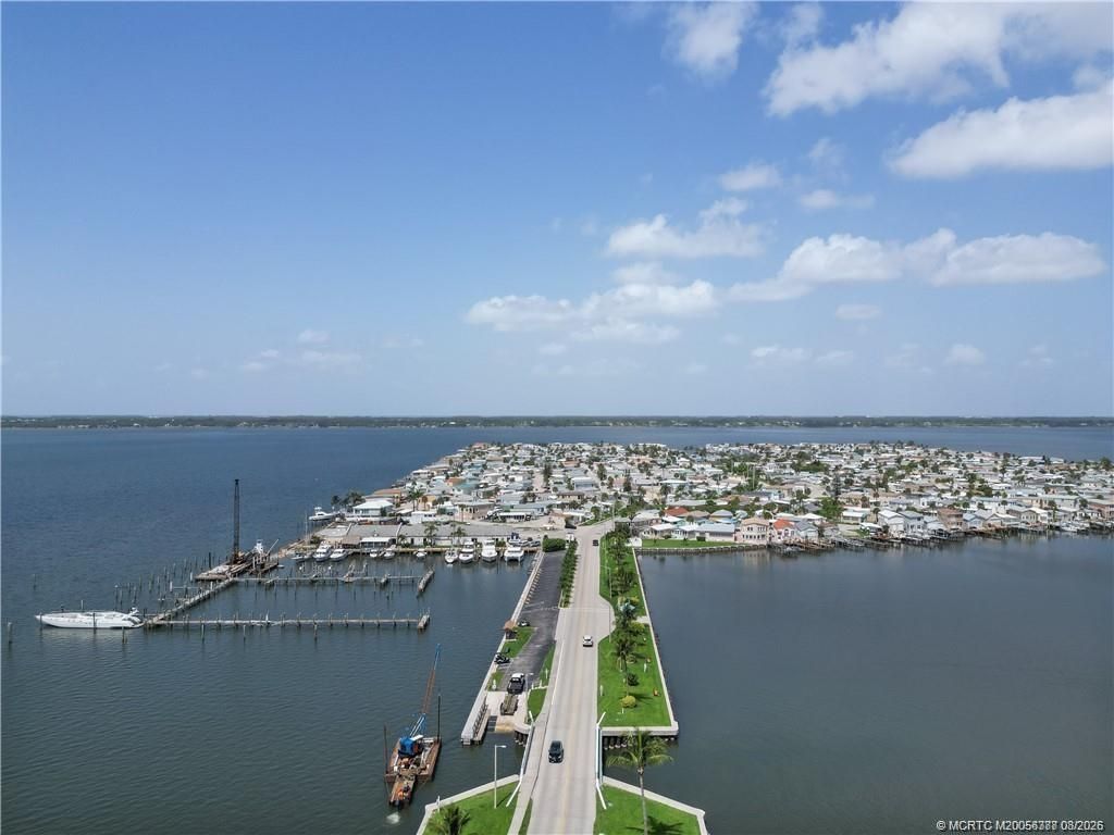 529 Nettles Boulevard, Jensen Beach, FL 34957 Photo