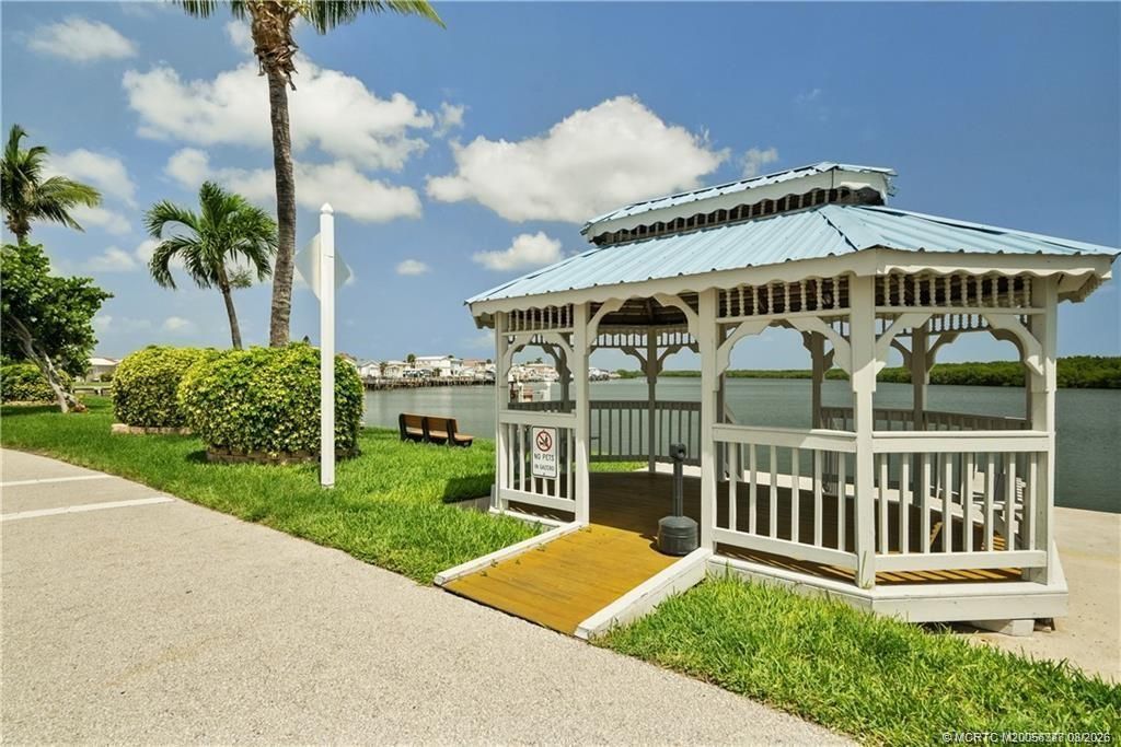 529 Nettles Boulevard, Jensen Beach, FL 34957 Photo