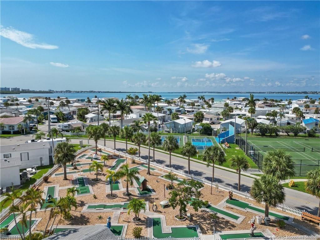 529 Nettles Boulevard, Jensen Beach, FL 34957 Photo