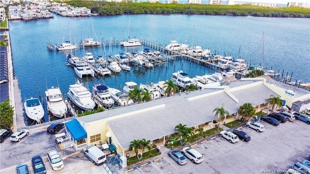 529 Nettles Boulevard, Jensen Beach, FL 34957 Photo