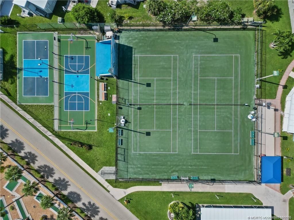 529 Nettles Boulevard, Jensen Beach, FL 34957 Photo