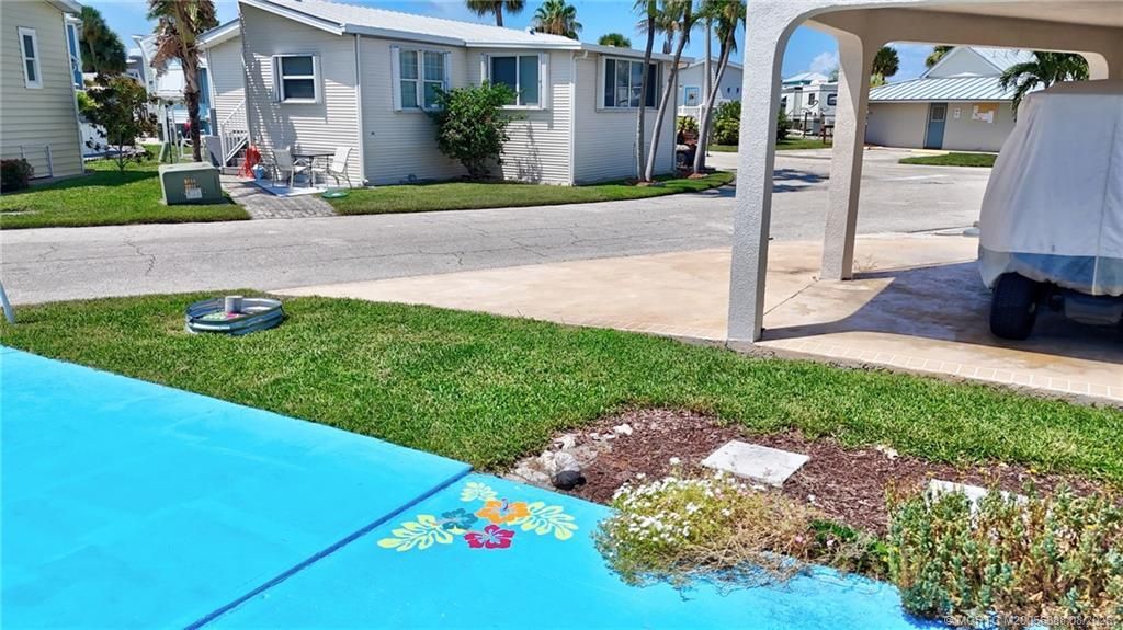 529 Nettles Boulevard, Jensen Beach, FL 34957 Photo