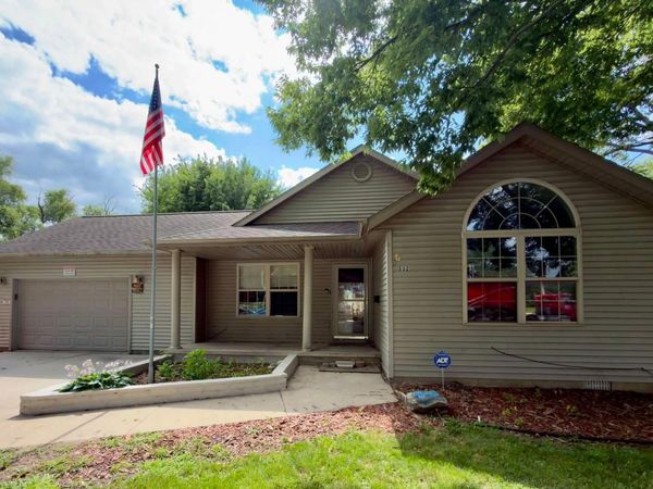 532 N Maple Street, Argos, IN 46501