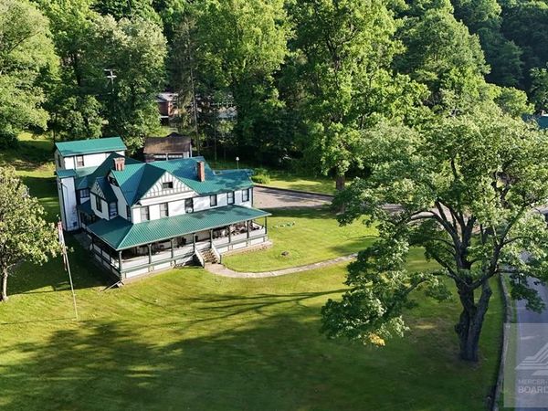 196 Elkhorn Station Rd., Elkhorn, WV 24831