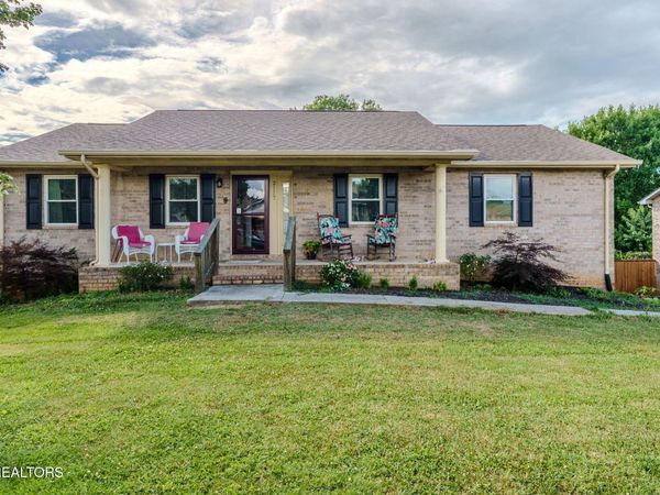 2117 Raulston View Drive, Maryville, TN 37803