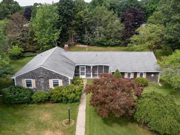 6 Cracstone Rd, Plymouth, MA 02360