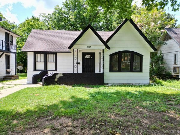 805 E 17th Street , Ada, OK 74820