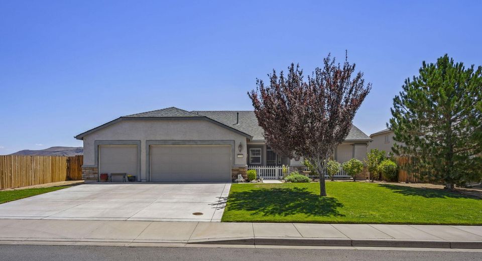 1238 Stratton Drive, Dayton, NV 89403 Photo