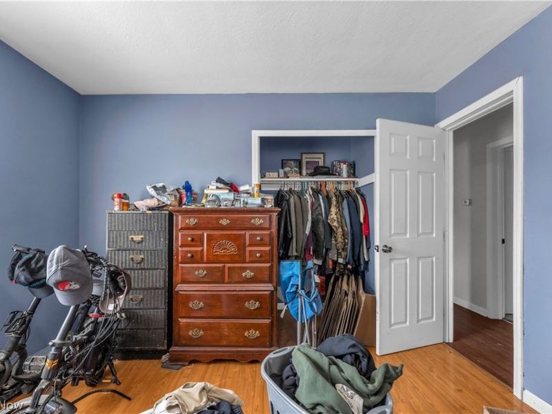 30015 Warren Road, Wickliffe, OH 44092 Photo 10
