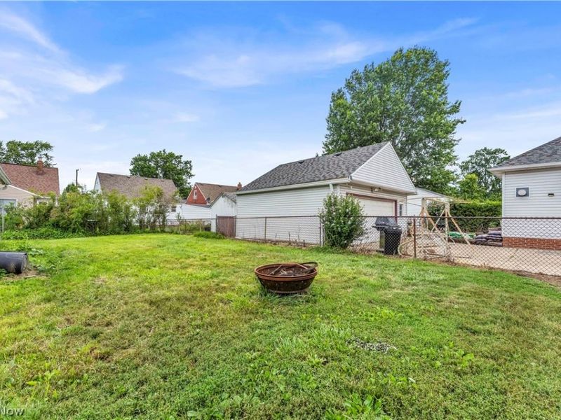 30015 Warren Road, Wickliffe, OH 44092 Photo 17