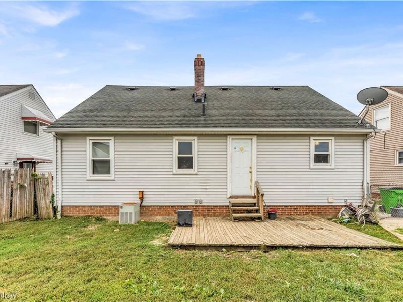 30015 Warren Road, Wickliffe, OH 44092 Photo 23