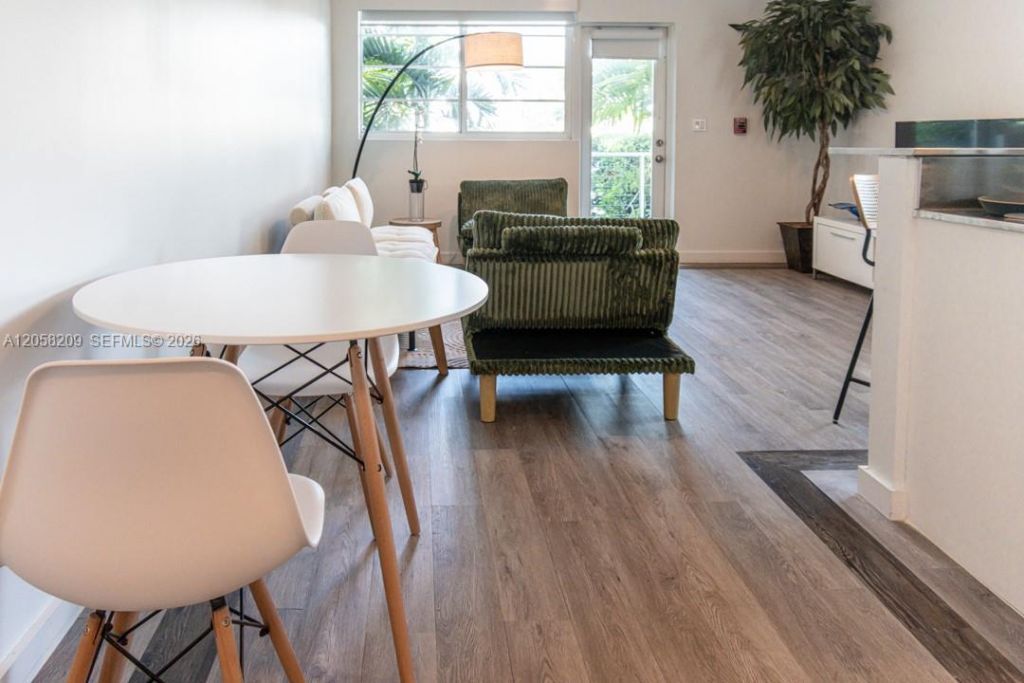 3917 N Meridian Ave, Unit 101, Miami Beach, FL 33140 Photo