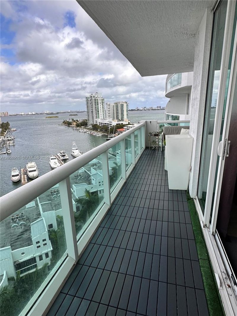 7900 Harbor Island Dr, Unit 1219, North Bay Village, FL 33141 Photo