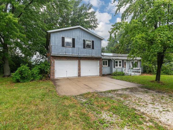 452 Docia Street , Hillsdale, IL 61257