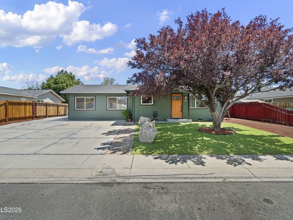 415 Keystone Drive, Dayton, NV 89403