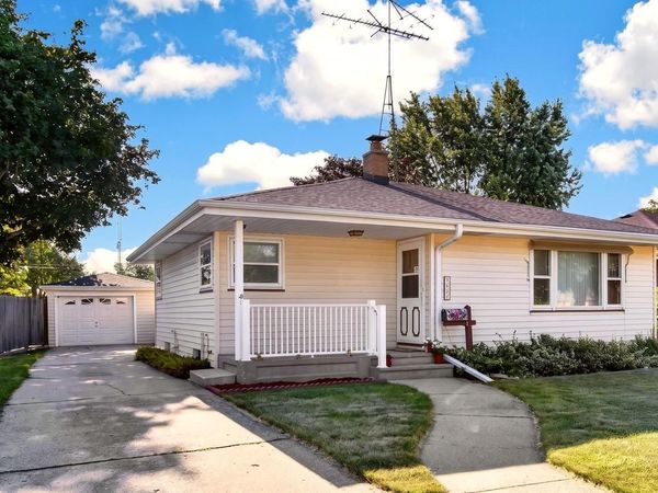 7815 42nd AVENUE, Kenosha, WI 53142