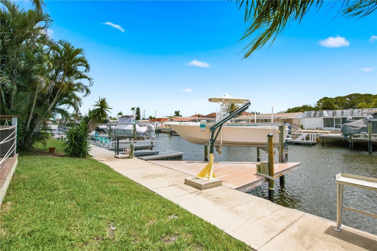 4930 Pompano Drive , New Port Richey, FL 34652 Photo