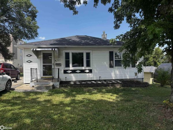 1315 Mowrey Avenue, Ottumwa, IA 52501