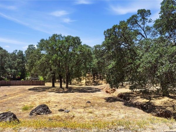 19531 Park Ridge Road, Hidden Valley Lake, CA 95467
