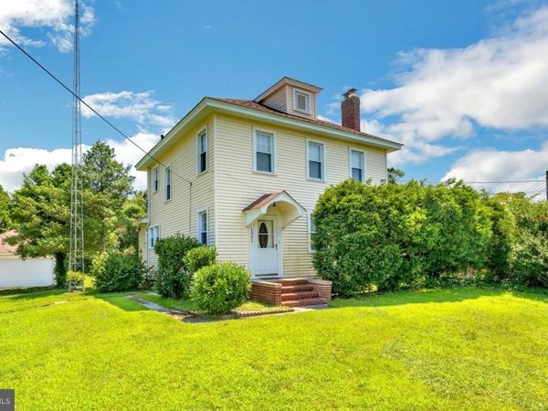 1301 N DELSEA, VINELAND, NJ 08360