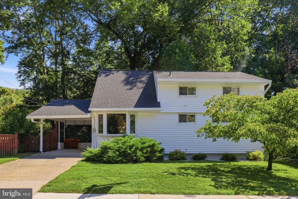 325 BRADLEY AVENUE, ROCKVILLE, MD 20851