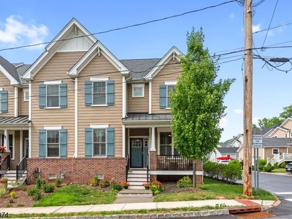 5 8Th St, Frenchtown, NJ 08825