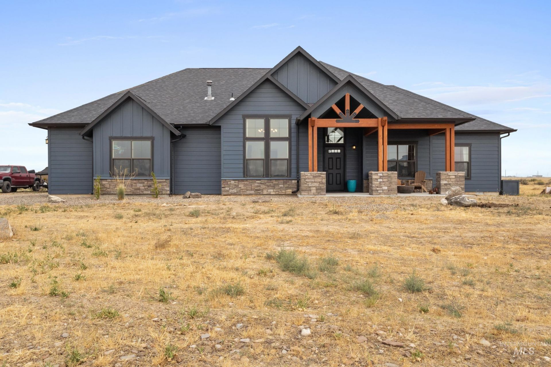 1936 E E Bonanza Ct, Mountain Home, ID 83647 Main Photo