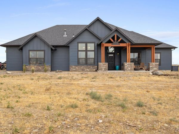 1936 E E Bonanza Ct, Mountain Home, ID 83647