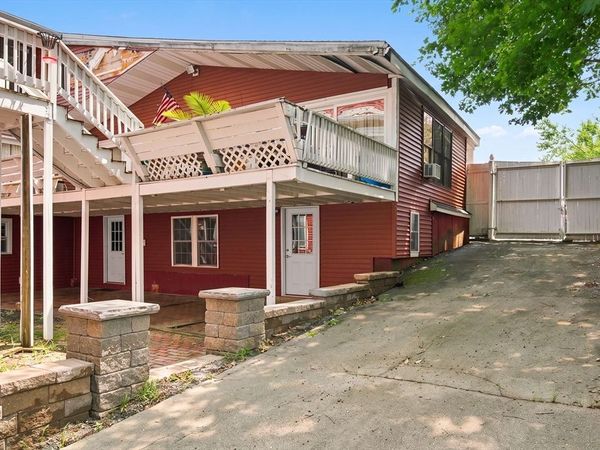 27 Davis Ave, Unit B1, Wrentham, MA 02093