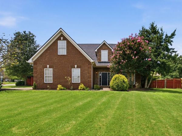 4703 Scottish Dr , Murfreesboro, TN 37128