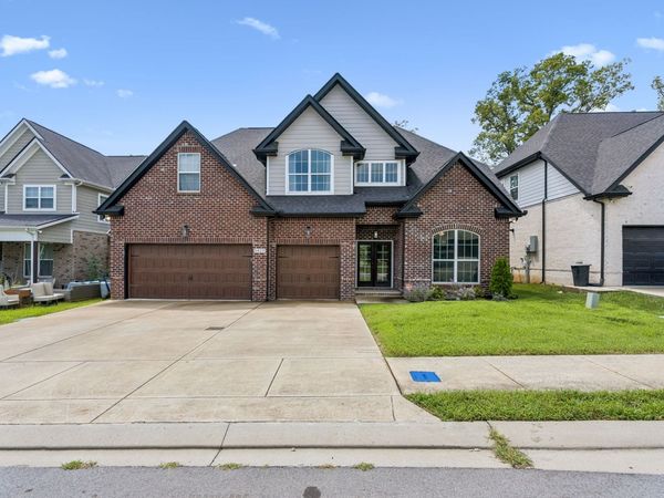 6820 Kew Gdn , Smyrna, TN 37167