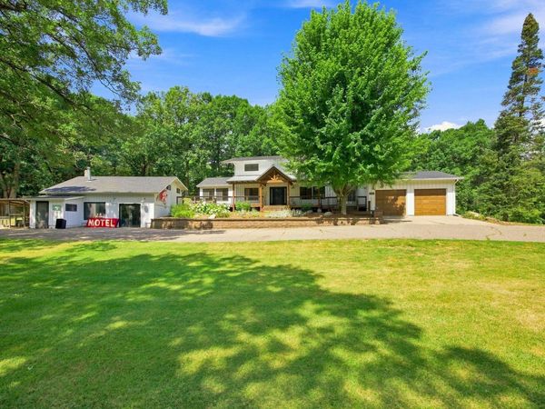 4065 McAndrews Road, Rosemount, MN 55068