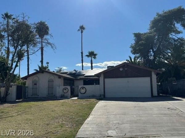 3881 Casa Colorado Avenue , Las Vegas, NV 89121
