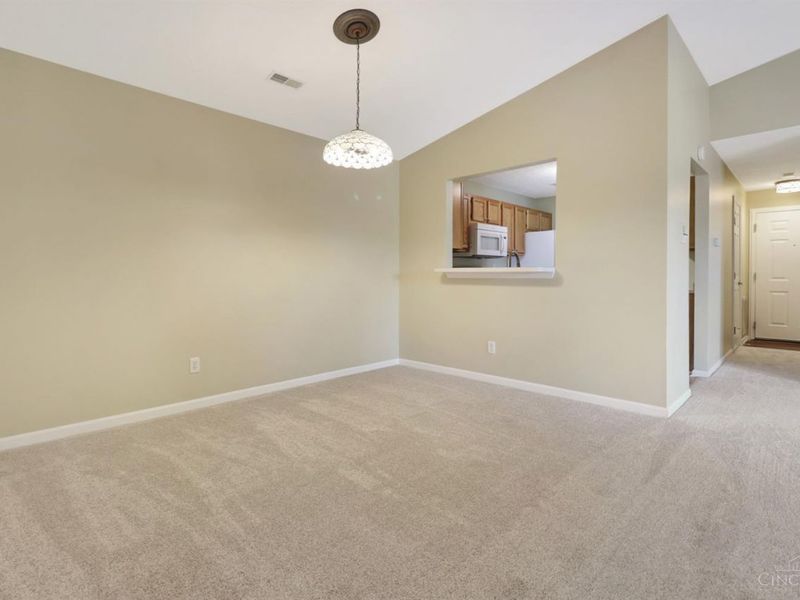 7878 Jessies Way, Unit 301, Fairfield Township, OH 45011 Photo 11