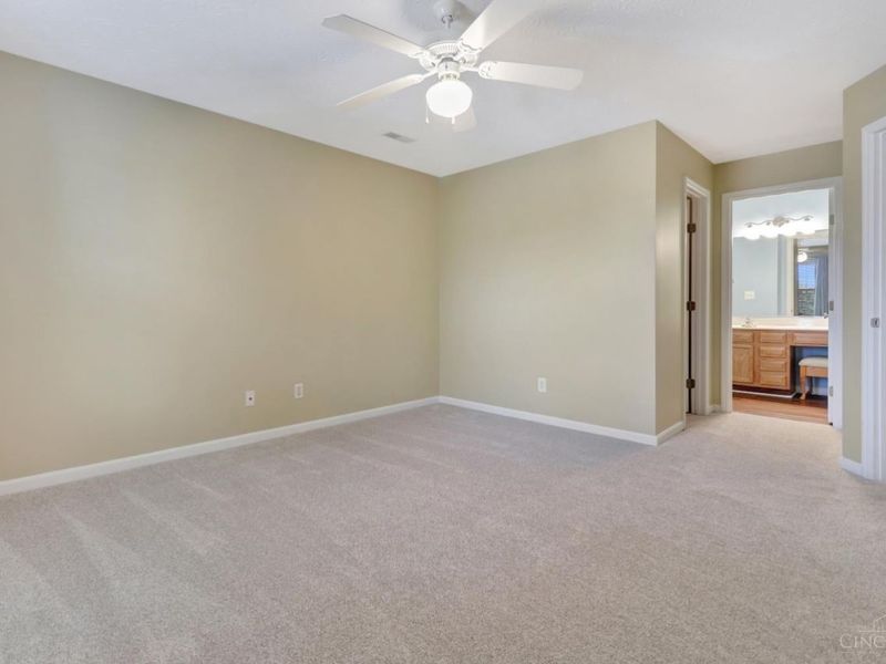 7878 Jessies Way, Unit 301, Fairfield Township, OH 45011 Photo 13