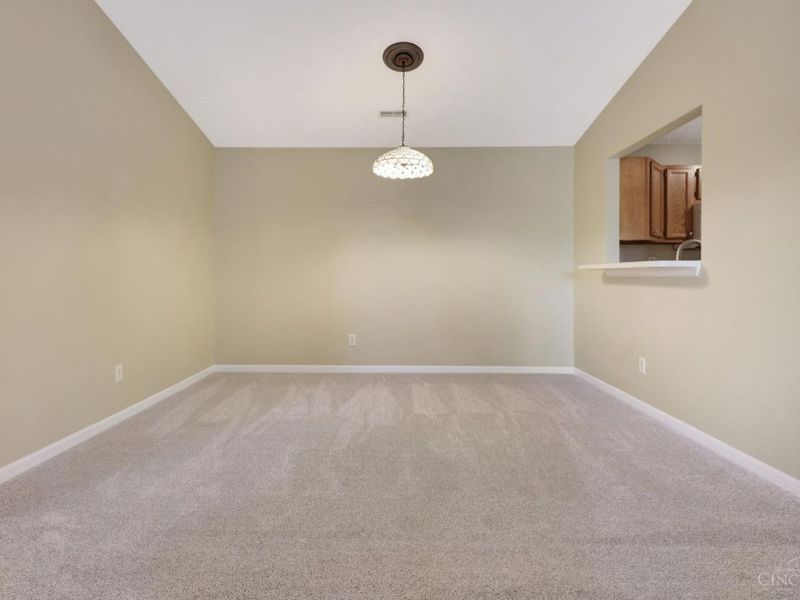 7878 Jessies Way, Unit 301, Fairfield Township, OH 45011 Photo 9