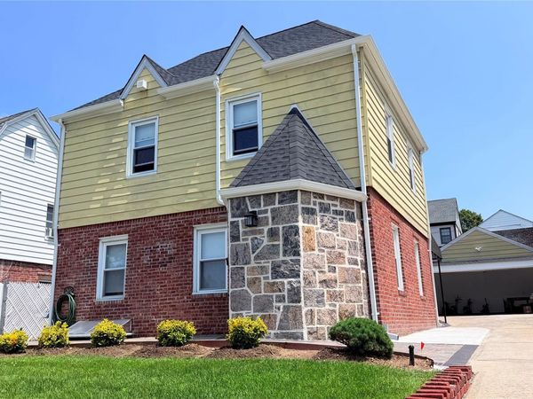 5047 212 Street , Bayside, NY 11364