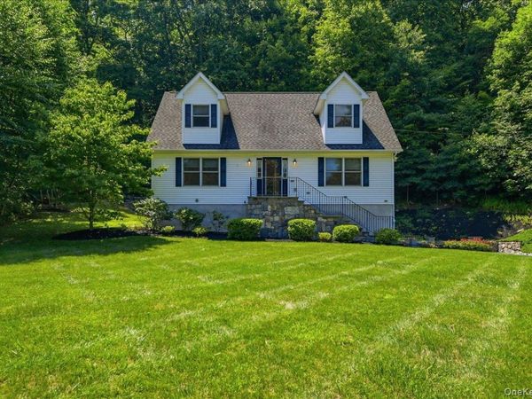 69 Barger Street, Putnam Valley, NY 10579