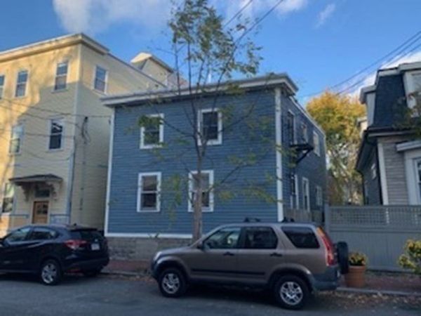 53 Kelly Rd, Unit 2, Cambridge, MA 02139