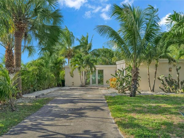 5801 NW 20th St , Margate, FL 33063